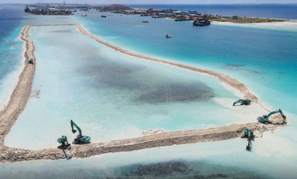 Land Reclamation & Beach Nourishment 12 Engineered Land Reclamation