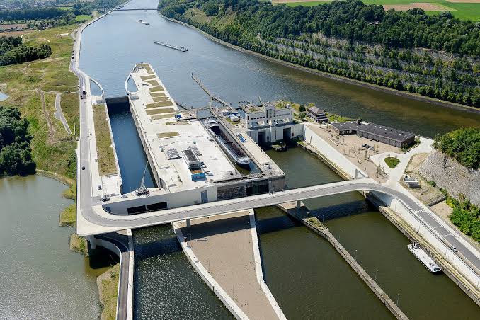 Projects 1 Fourth Lock of Lanaye